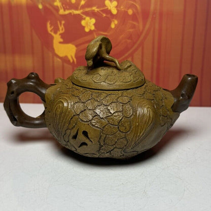 Vintage Chinese Yixing Purple Clay Teapot Zisha Ceremony Carving Collectible Art