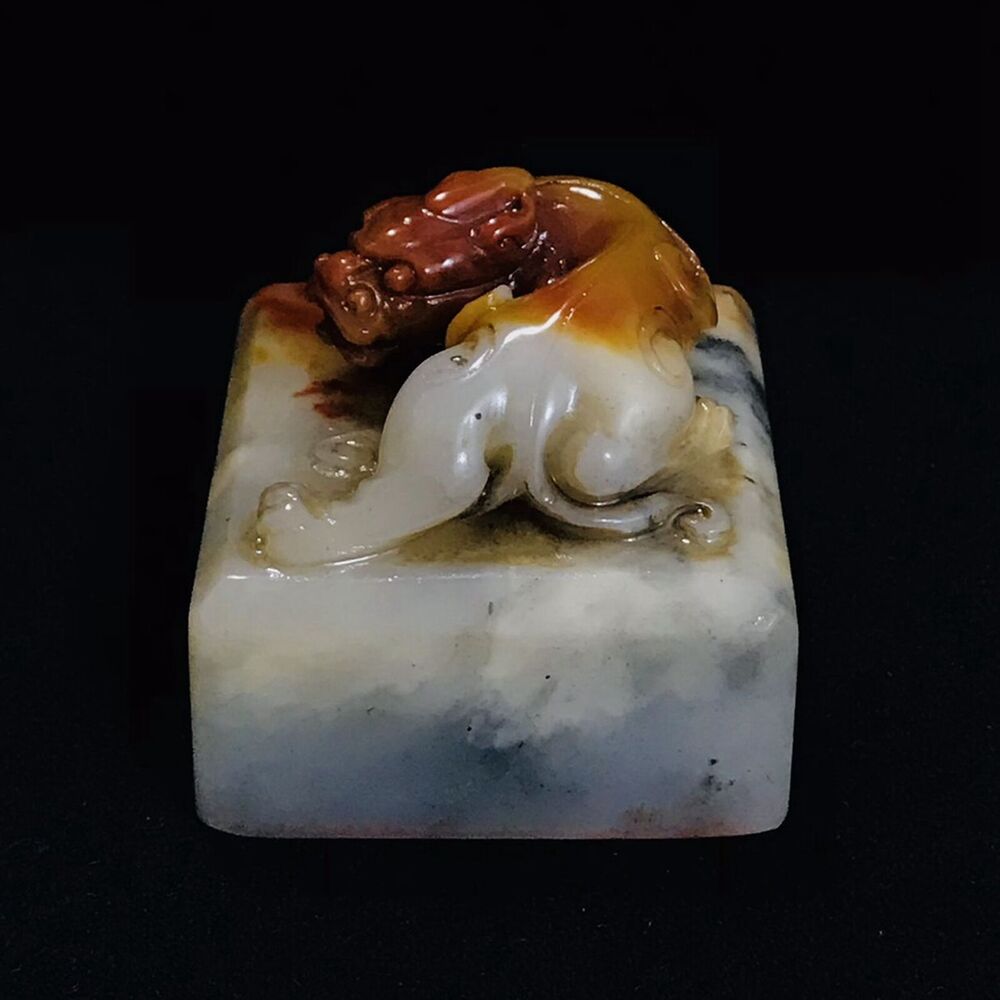 Chinese Natural Shoushan Stone Carved Statue beast Seal Figurine Collection Art