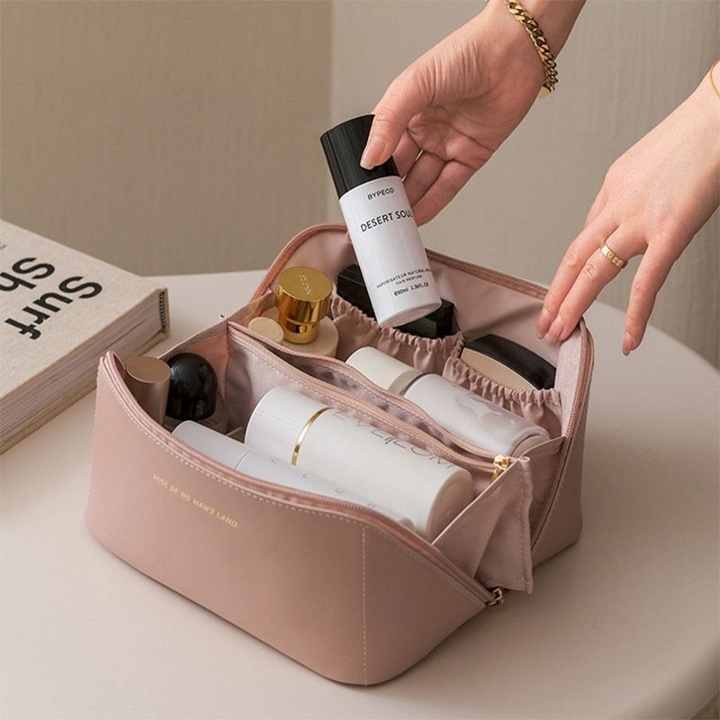 Large Traveling Cosmetic Bag Synthetic Leather Organizer Case Storage Pouch 1 PC
