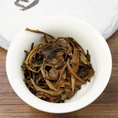 Moonlight White Pu-Erh Tea Cake Yunnan Aged Pu'er Green Tea Healthy 7oz