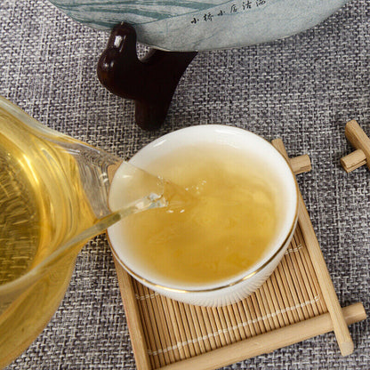 Pu'er Tea Spring Tea Ancient Tree Tea Yunnan Seven Seed Cake Tea 357g