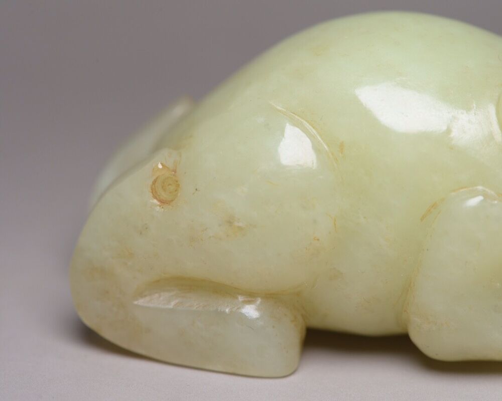 Chinese Beautiful Natural Hetian Jade Carved Frog Statue Nice White Jade Pendant