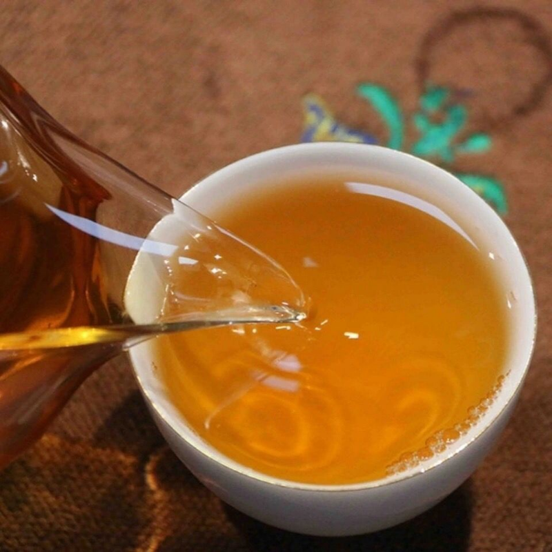 357gChaGold Award Organic Thousand-year Old Tree Yiwu Pu-erh Tea Health Care