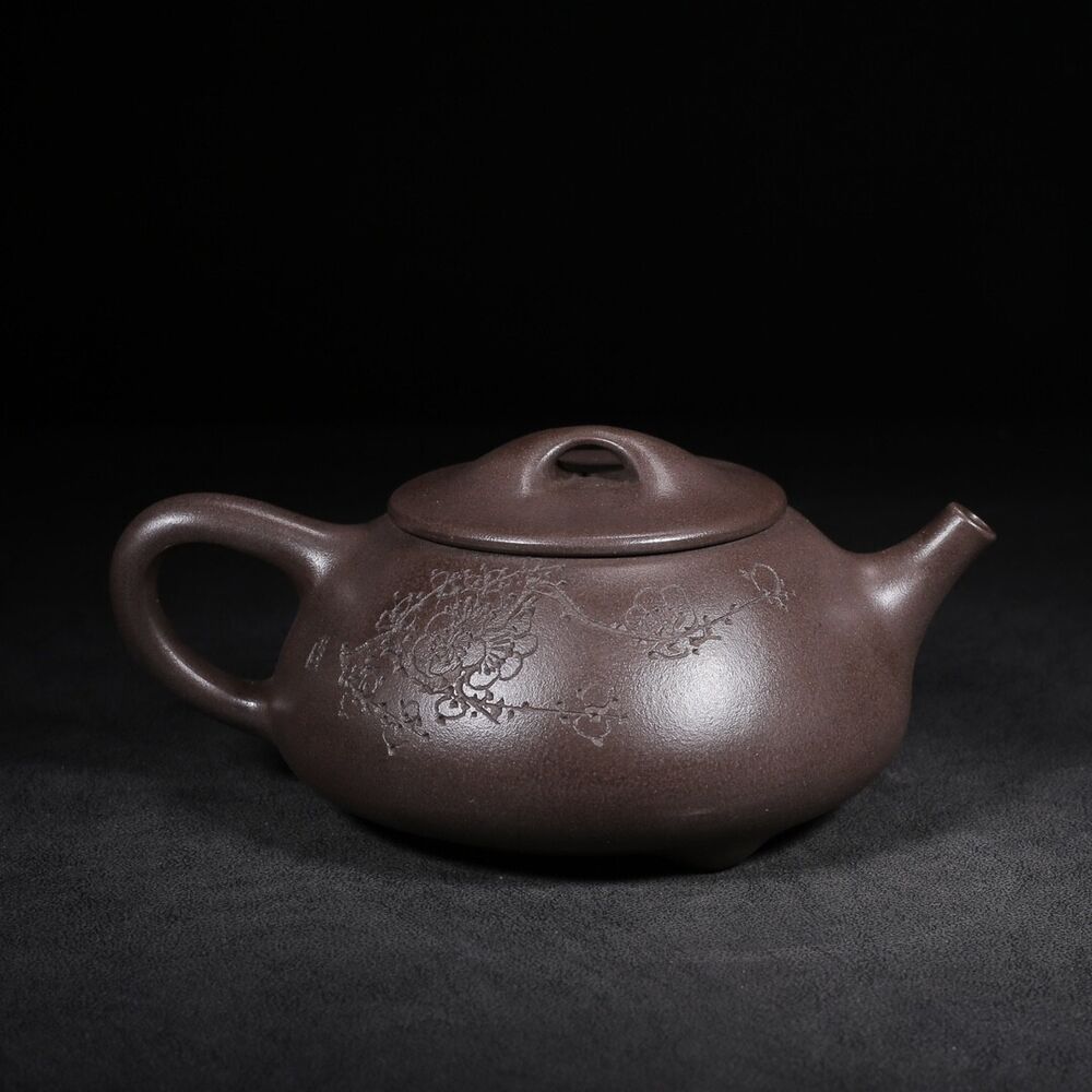 Chinese Yixing Zisha Clay Handmade Exquisite Teapot（石瓢 底款：徐汉棠）