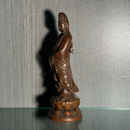 Chinese Old Boxwood Carved Rosary Guanyin Statues Wooden Home Decor Figurines