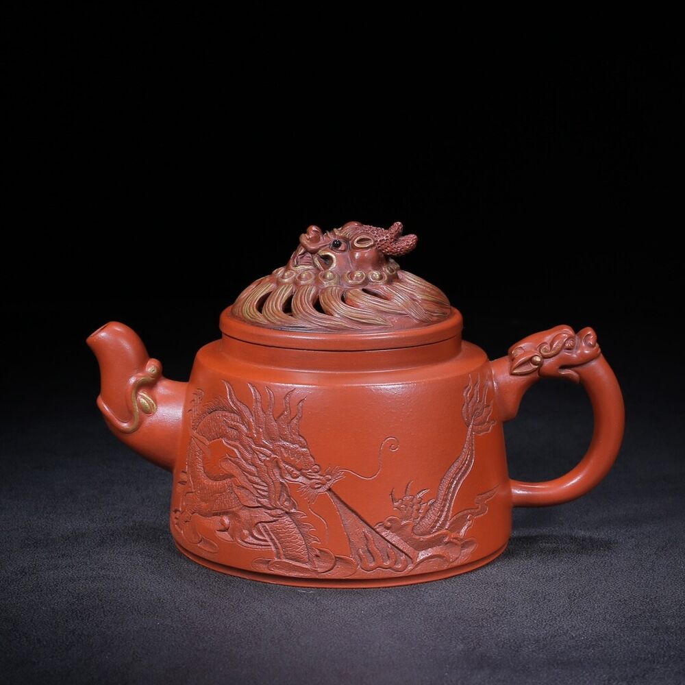 Chinese Yixing Zisha Clay Handmade Exquisite Teapot （龙吟（描金） 底款：朱可心）