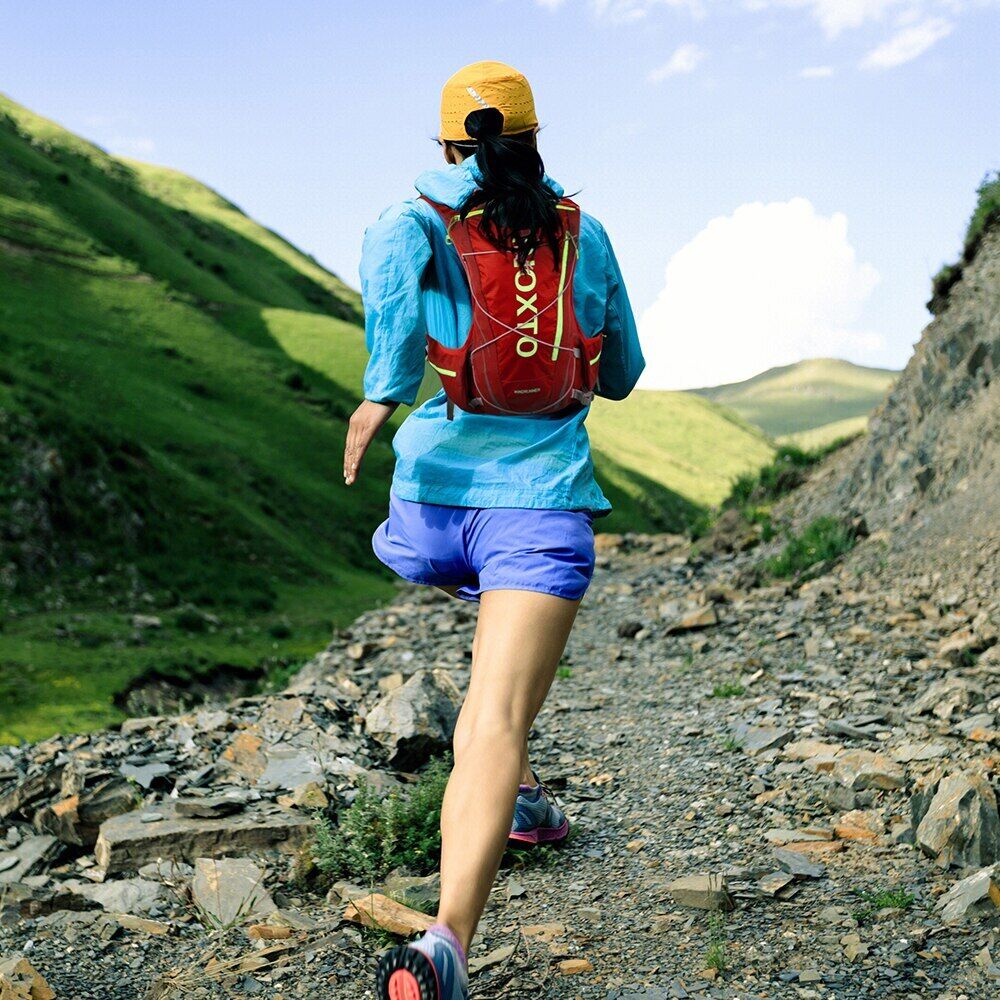 Running Backpack 8L Backpack Hiking Marathon Hydrating Bag 500ml Water Bottle