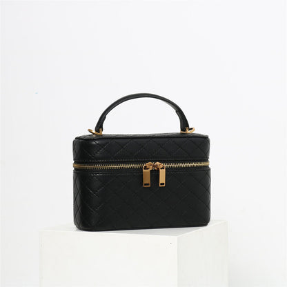 Fully Lambskin Lined!Quilted Real Leather Vanity Case Shoulder Bag Purse Chains