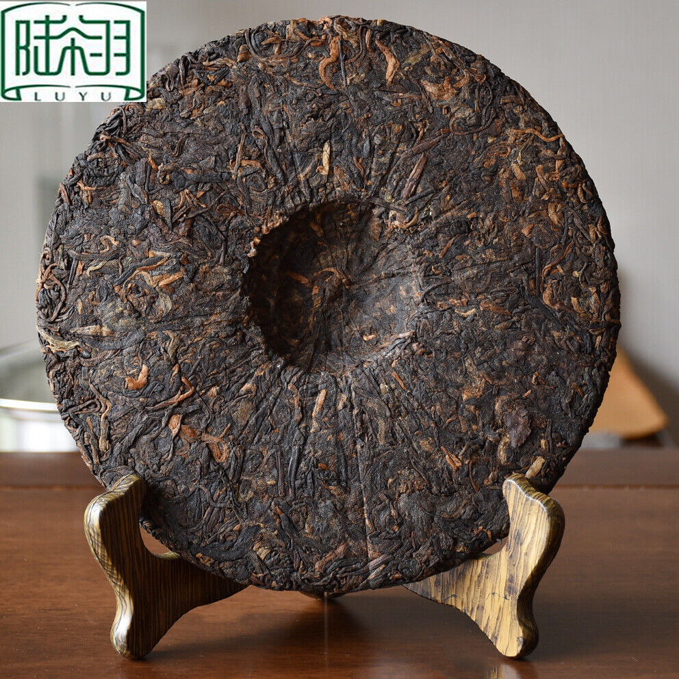 Yi Dai Zong Shi * 357g Haiwan Old Comrade Premium Ripe Pu'er Shu Puer Tea