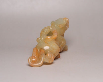 Chinese Antique Hotan Jade Carving Exquisite Beast Statue Decor Collections Art