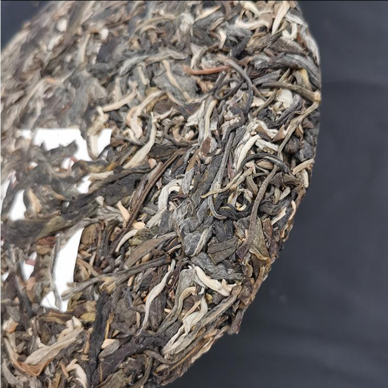 357g Yunnan Pu-erh Tea Laobanzhang Puerh Raw Tea Cake Chinese Pu'er Green Tea