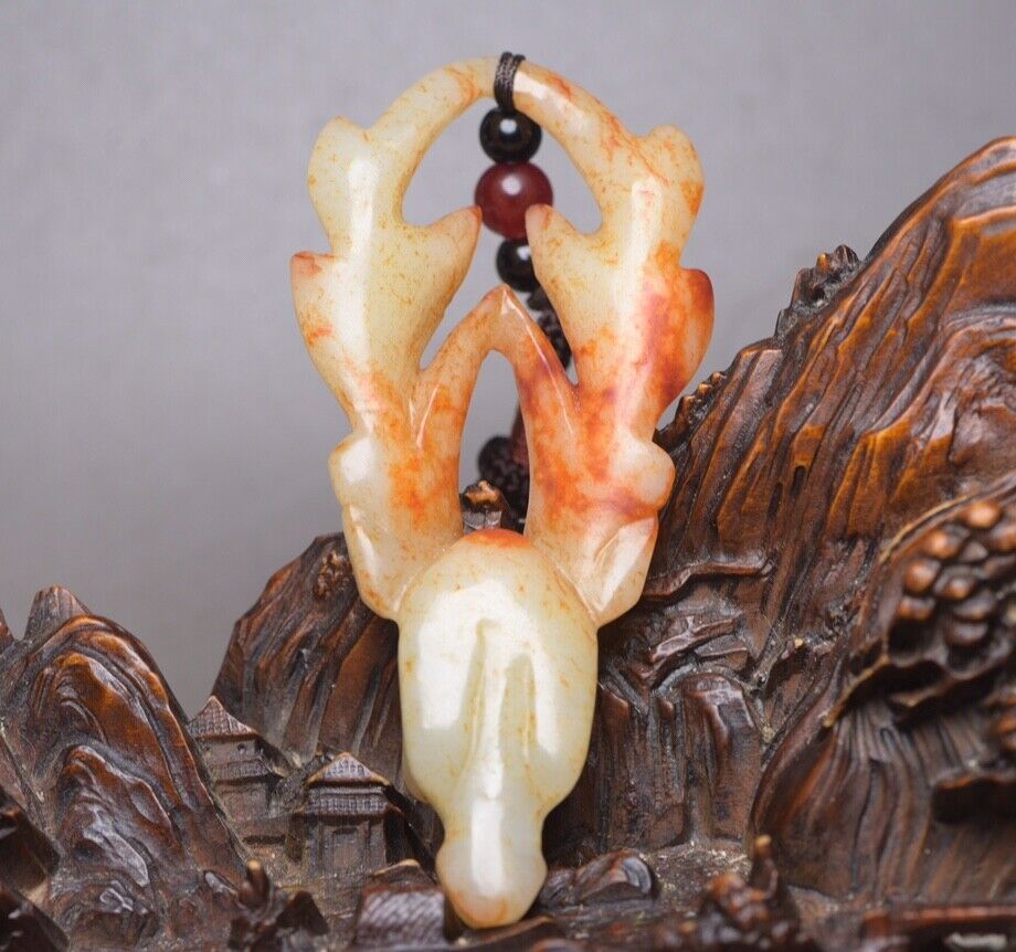 Chinese Natural Hetian Jade Carved Unique Statue Exquisite Pendant Collections