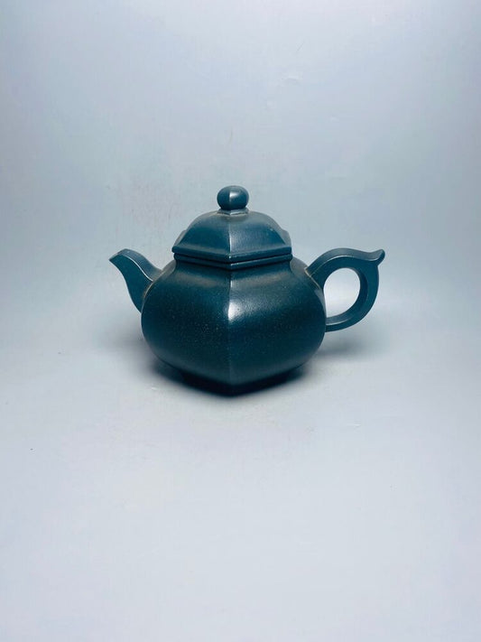 Chinese Yixing Zisha Clay Handmade Exquisite Teapot （六方 底款：王石耕）