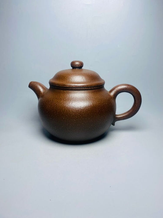 Chinese Yixing Zisha Clay Handmade Exquisite Teapot （莲子底款：大亨）