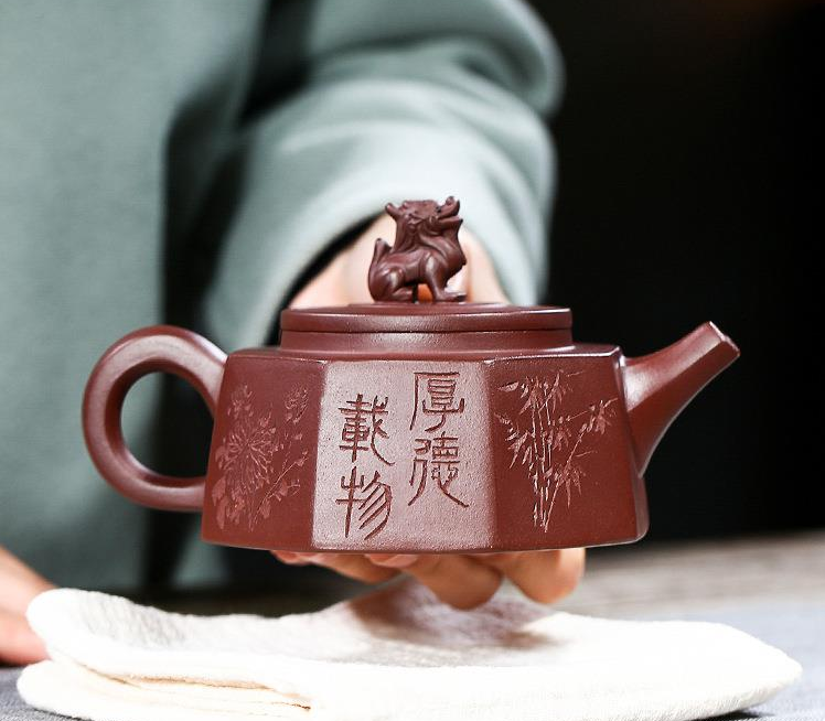 Yixing raw ore Dahongpao famous hand-made hexagonal Golden Bell teapot 260ml