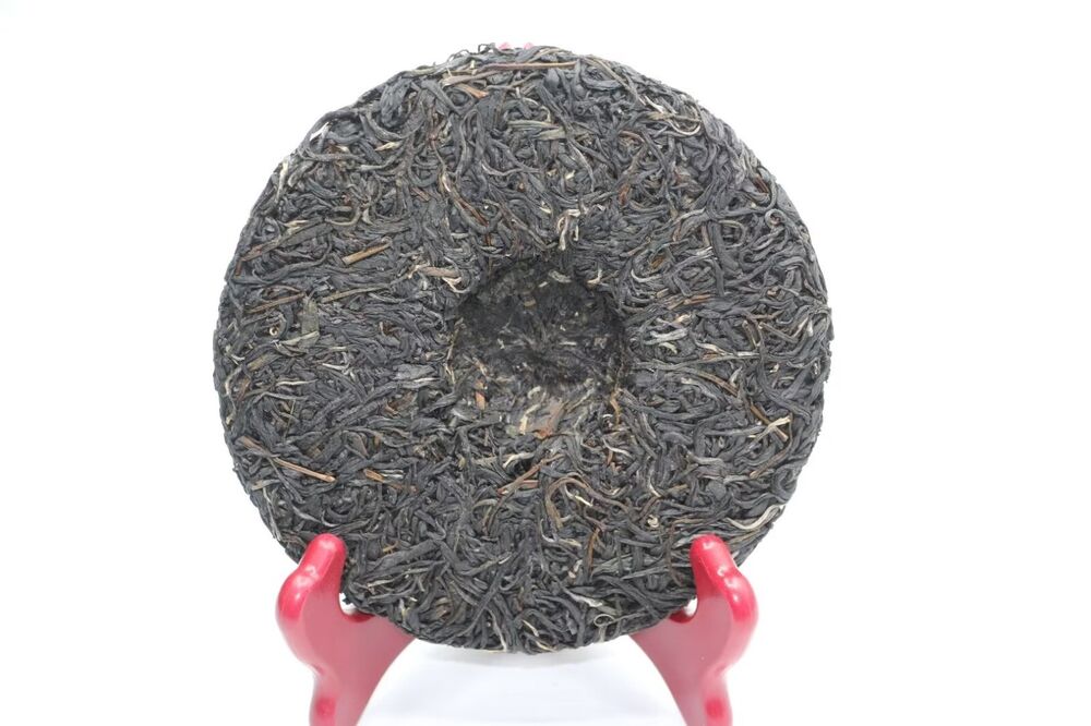 Chinese yunnan sheng puer tea raw puer tea - Purple Sheng, 200g