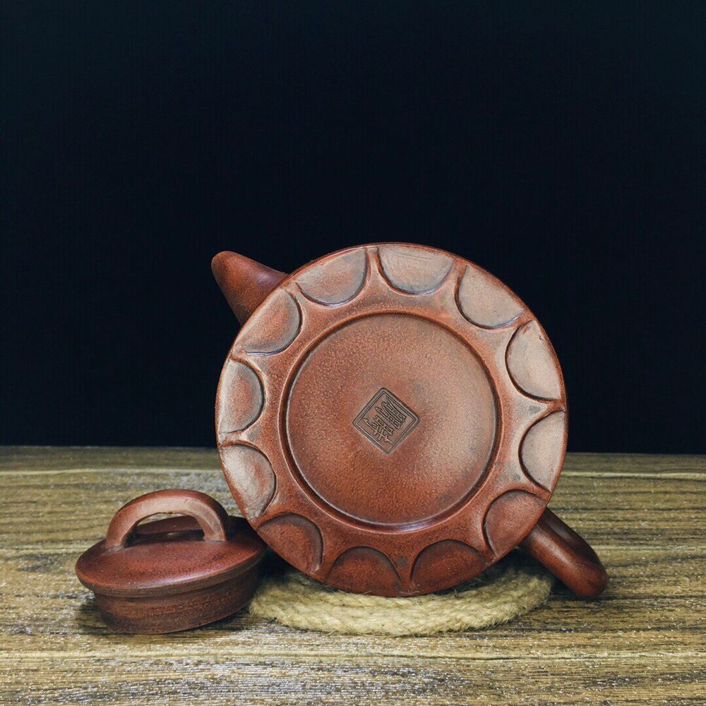 vintage chinese yixing purple clay teapot zisha ceremony carving Collectible art