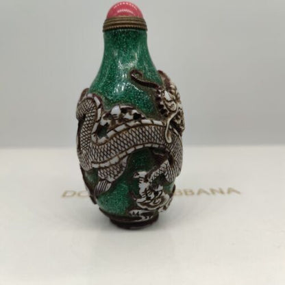 chinese carved snuff bottle glass antique dragon statue carving rare collections