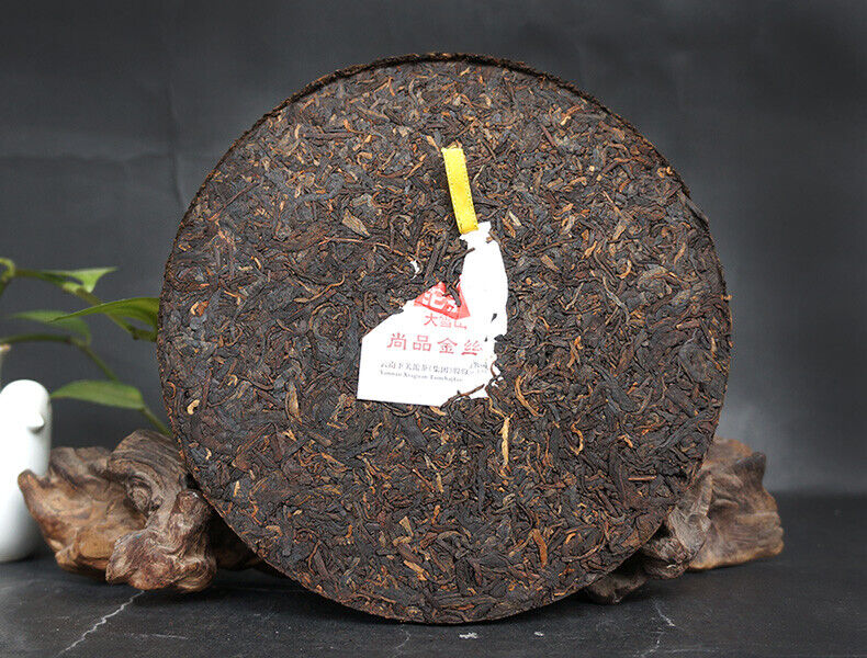 Big Snow Shang Pin Golden Ribbon * 2017 Yunnan Xiaguan Puer Ripe Pu-erh Tea 357g