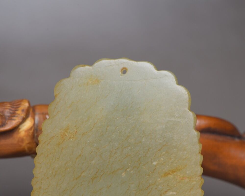 Chinese Natural Hetian Jade Carving Dragon Kuan Yin Statue Lucky Pendant Amulets