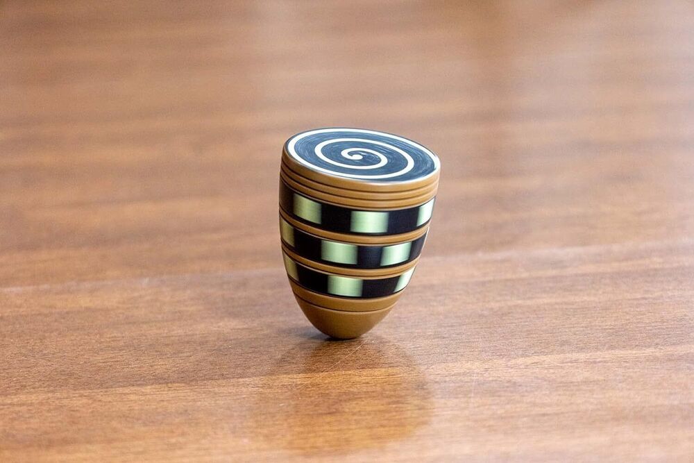 Handcrafted Wooden Spinning Top Children Toys Gift Box with Spinning String