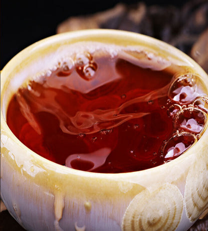The old tea Puer Ripe Tea Spring Pu' Er Tea Brick Cooked YiWu Puerh Pu'erh tea