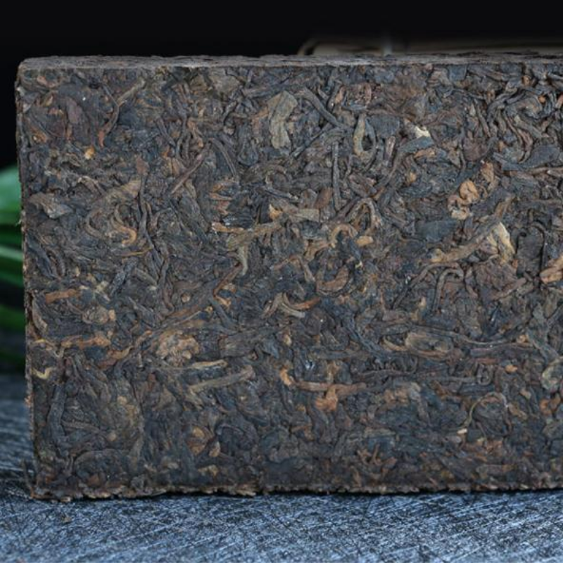 250g Menghai Old Tea Brick Yunnan Aged Tree Pu-erh Tea Organic Puerh Black Tea