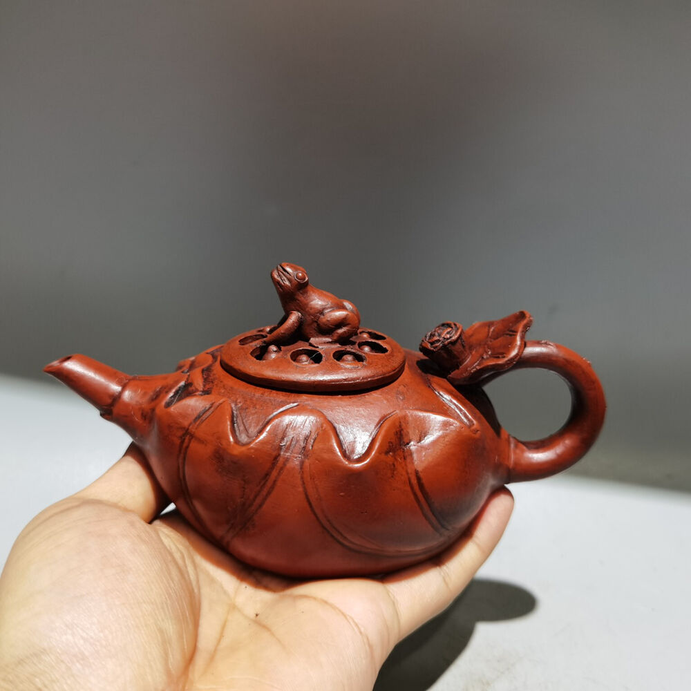 Chinese Yixing Zisha Clay Handmade Exquisite frog Teapot 品名：青蛙莲子壶 底款：大明万历年范大生