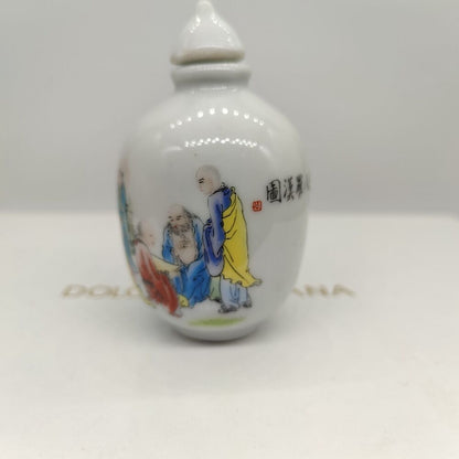 Chinese Vintage Porcelain Snuff Bottles Exquisite Painted Figure Pattern buddha