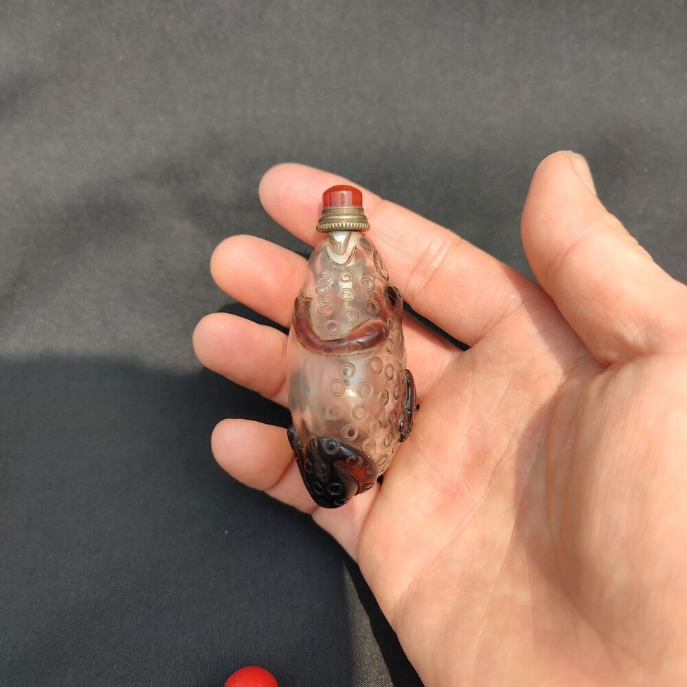 A pair beauty glazed Old peking snuff bottle glass carved Toad rare green pink