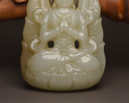 Chinese Natural Hetian Jade Carving Kuan Yin White Jade Pendant Jewelry Collect