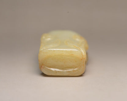 China Natural Hetian Jade Carved Nice Flower Statue Snuff Bottle Collections Art