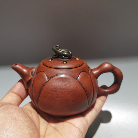 China Yixing Zisha Clay Handmade Exquisite Kung Fu Tea Set Teapot品名：青蛙莲子壶 低款：万晨红