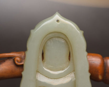 Chinese Natural Hetian Jade Carving Exquisite Guanyin Figurines Pendant Jewelry