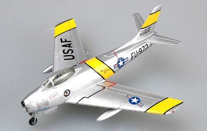 New 1:72 Scale USAF F-86 FU-972 Sabre Jet Fighter Aircraft Plastic Model