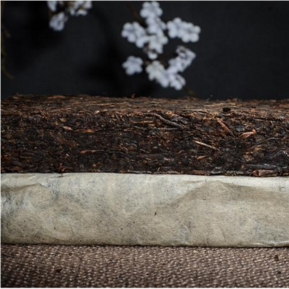 Yunnan Boiled Tea Pu'er Black 250g Yiwu Old Tree Puerh Mature Brick-