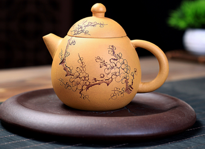 Yixing zishahu raw ore gold section mud plum blossom dragon egg handmade teapot