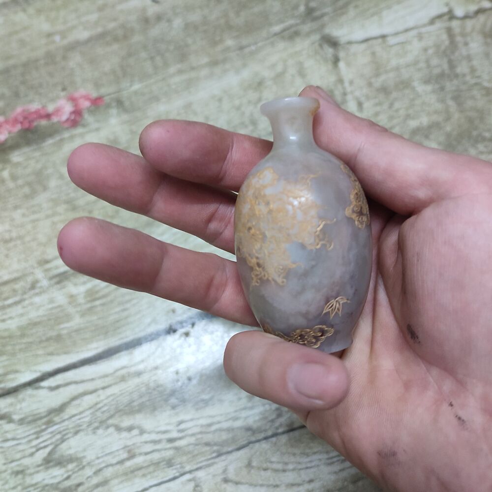 Collection Unique Artistic Shoushan Stone Snuff Bottle Carved Stone Gilding rare