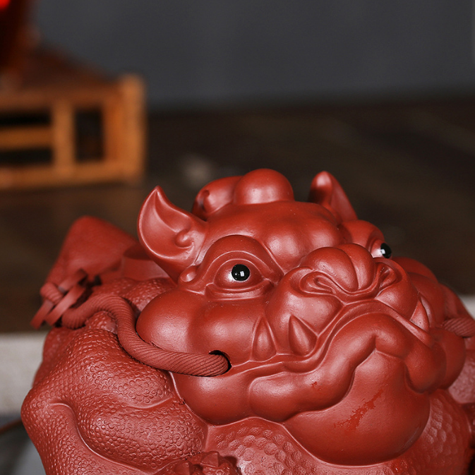 Yixing purple sand tea pet large general toad three legged Golden Toad ornament