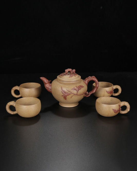 Chinese Yixing Zisha Clay Handmade Exquisite Teapot （寿桃套具 底款：蔡艳）