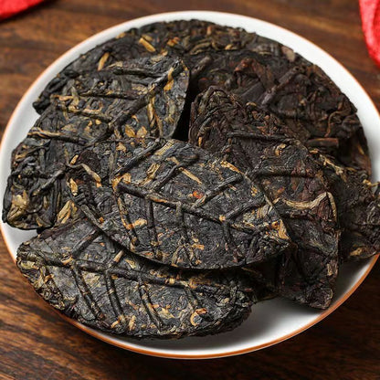 250g Yunnan Fengqing Dianhong Black Tea Portable Red Tea Cake Big Leaf Black Tea