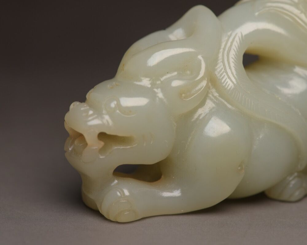 Old Peking China Hetian Jade Carving Beast Bird Statue Unique Nice Wonderful Art