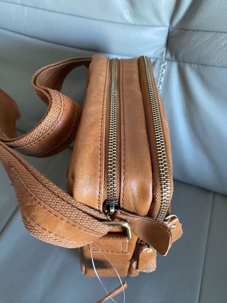 100% Genuine Leather Men's Sling Shoulder/Messenger Bag Double Zipper Brown Bag