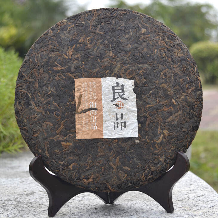 2013 Haiwan Old Comrade Liang Zai Pin Ancient Tree Pu-erh Pu'er Tea Ripe 400g