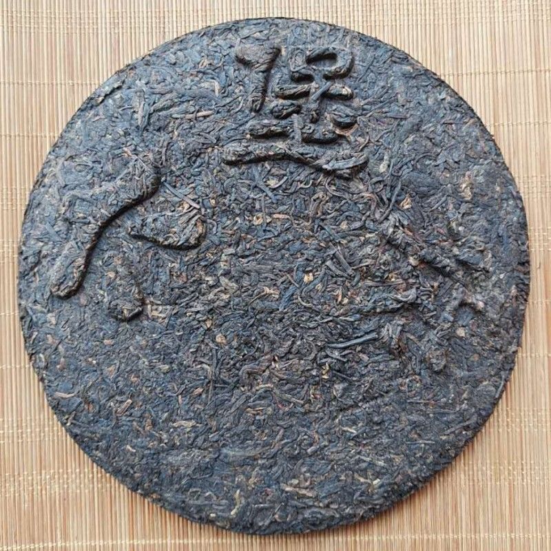 Liu Pao Tea Cake Guangxi Wuzhou Specialty Ancient Tree Liu Bao Dark Tea 500g