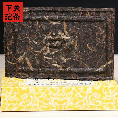 2011 Xiaguan Sheng Puerh Cang Er Fangzhuan Brick Aged Raw Puer 250g