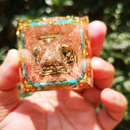 Buddha Statue Orgone Pyramid Healing Crystal Figurine Meditation Resin Pyramid