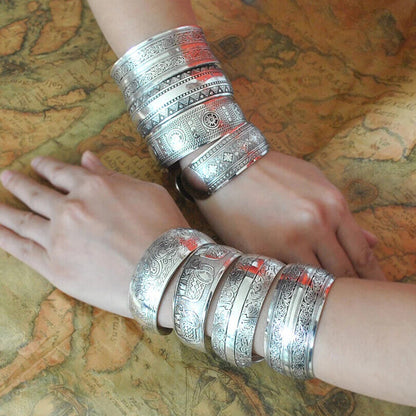 Women Fashion Bracelets Silver Plated Carved Flower Vintage Cuff Tibetan Bangles