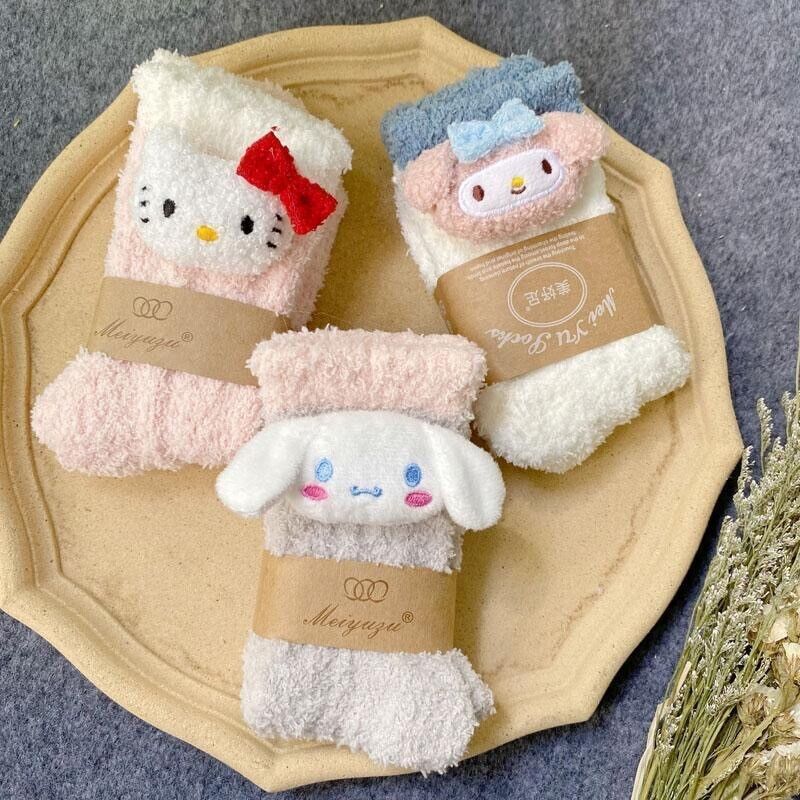 4 Pairs Cute Girl Hello Kittys Kuromi Cinnamoroll Plush Socks Coral Fluffy Socks