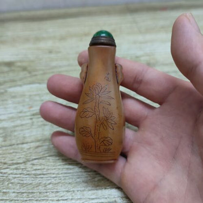 collection carved stone chinese snuff bottles old seal Shoushan Tianhuang statue